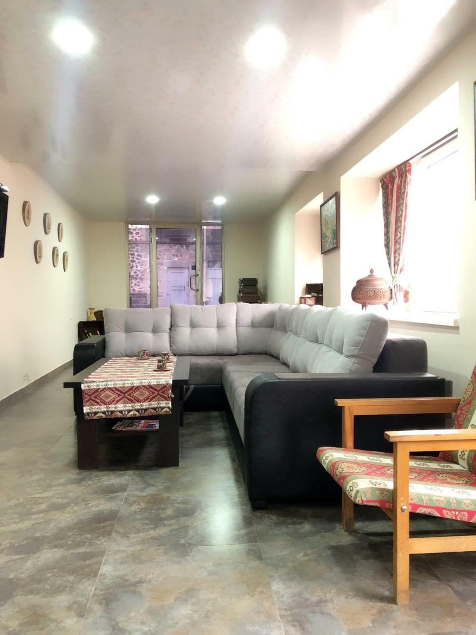 Zanger Hotel Goris Extérieur photo
